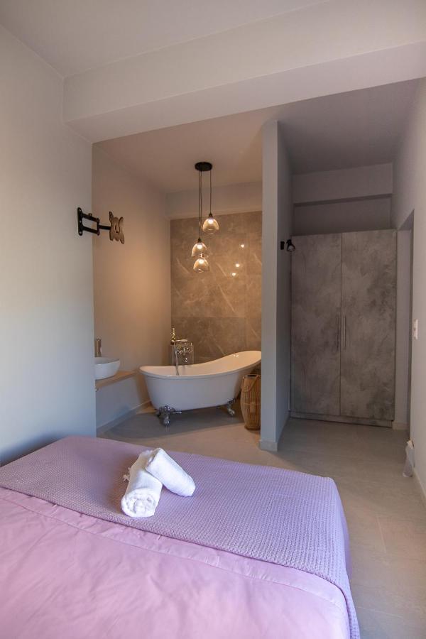 Georgianna'S Suite With Private Pool , 'Greysuite' Kómboi Eksteriør billede